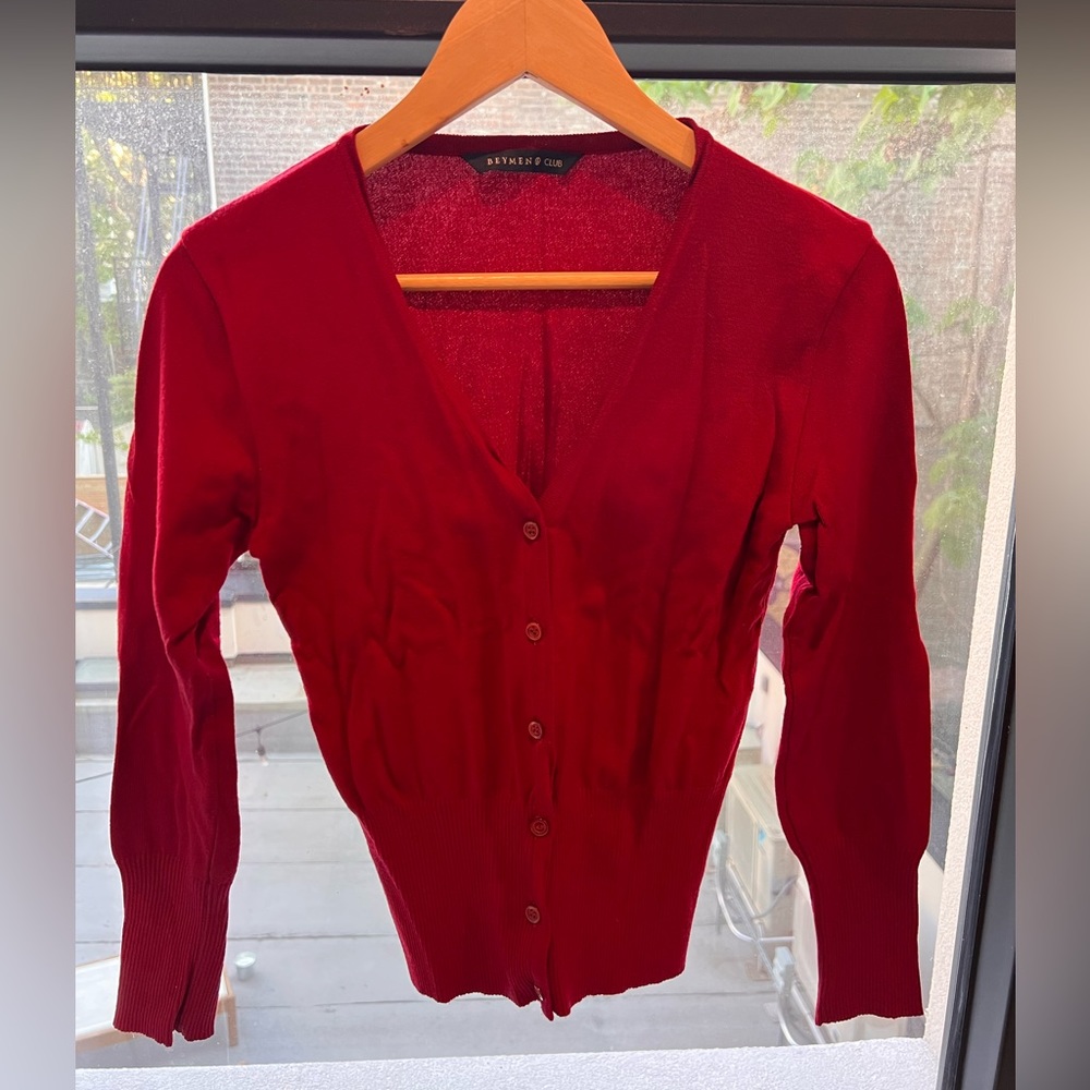 SOLD: Burgundy cardigan S